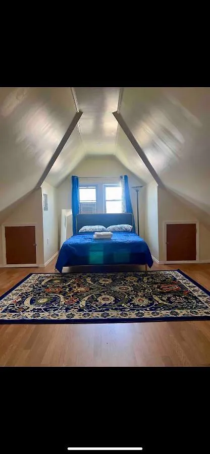 Newly Renovated One Bedroom Shared Cheerful Home In The Heart Of Queens 纽约 民宿
